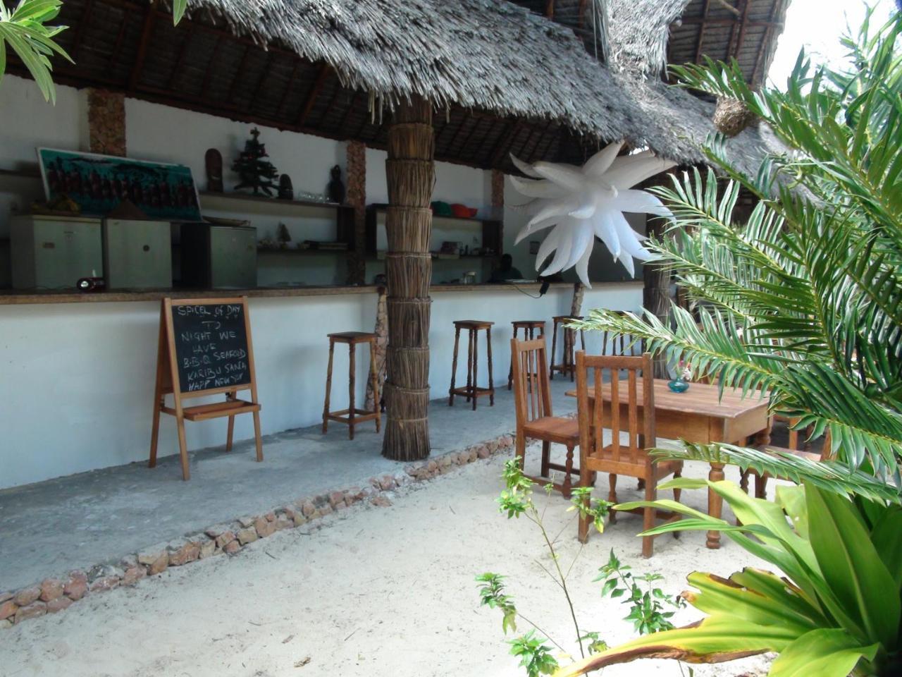 Hotel Crim Wind Freedom à Jambiani  Extérieur photo